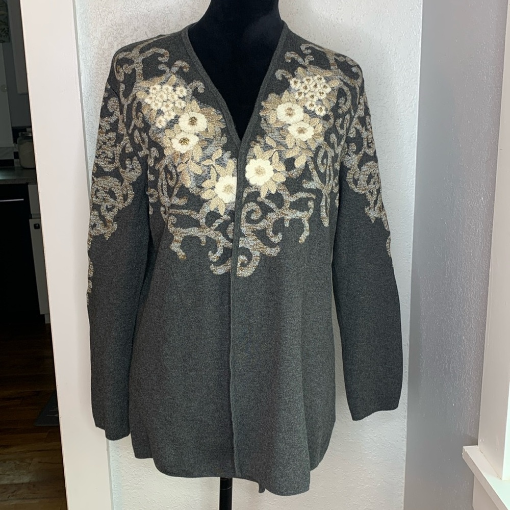 Charter Club Gray Embroidered Cardigan Size L cottagecore quiet luxury soft glam